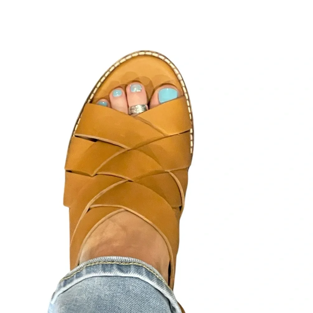 Women’s Cindy Tan Leather Strappy Block Heel Sandals